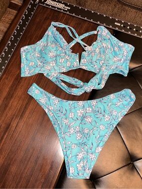 Zaful Turquoise Floral Bikini Set
